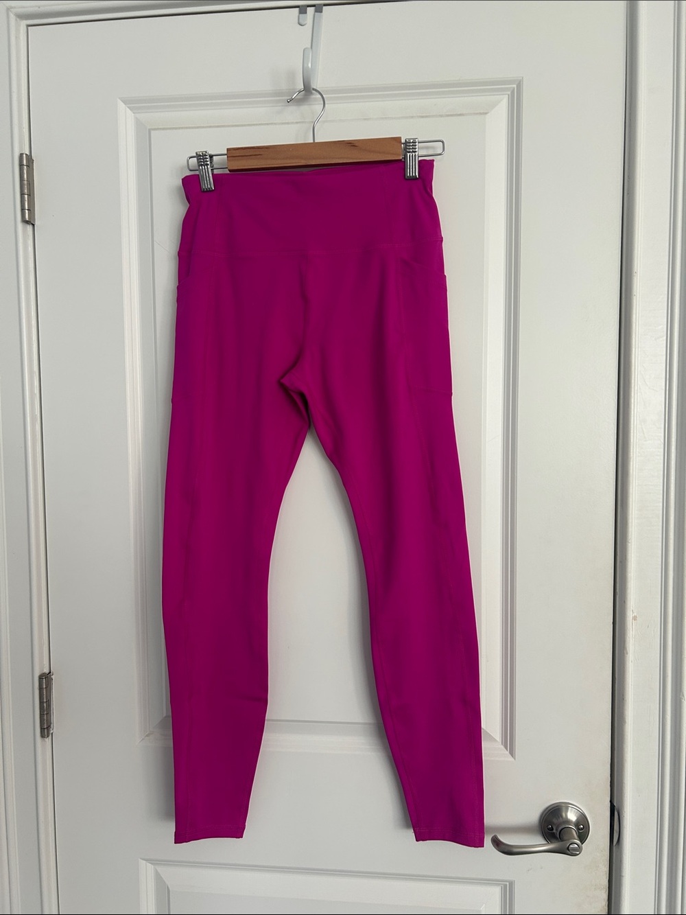 Avia Bright Fuchsia Women’s Active Leggings
